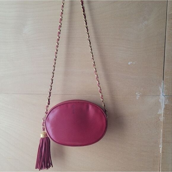 Chanel Red Leather CrossBody Round Oval Mini Small Camera Tassel Bag Purse VTG - Picture 6 of 16